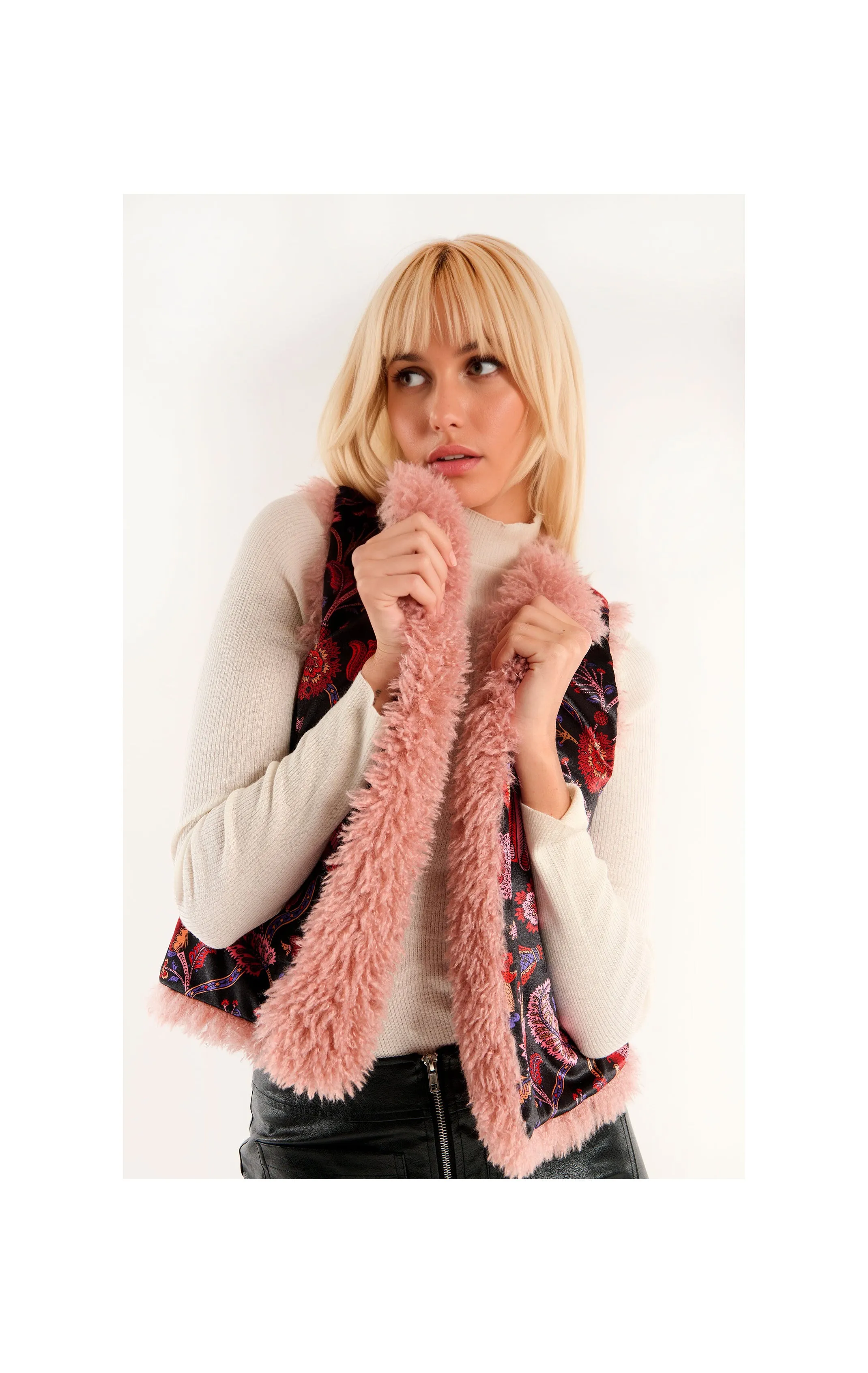 Wild Colbi Vest - Rose